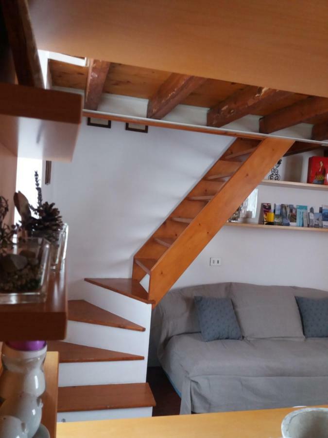 Queen'S Loft เชอร์นอบบิโอ ภายนอก รูปภาพ